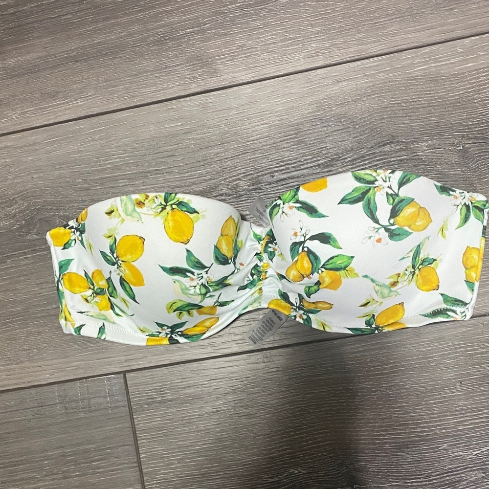 NWOT! Victoria’s Secret Lemon Print Strapless Bikini Top